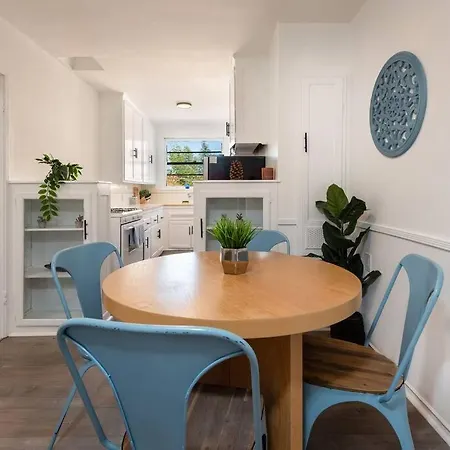 Luxe 1-Bedroom Apartment W/ Hot Tub Los Angeles Exterior photo