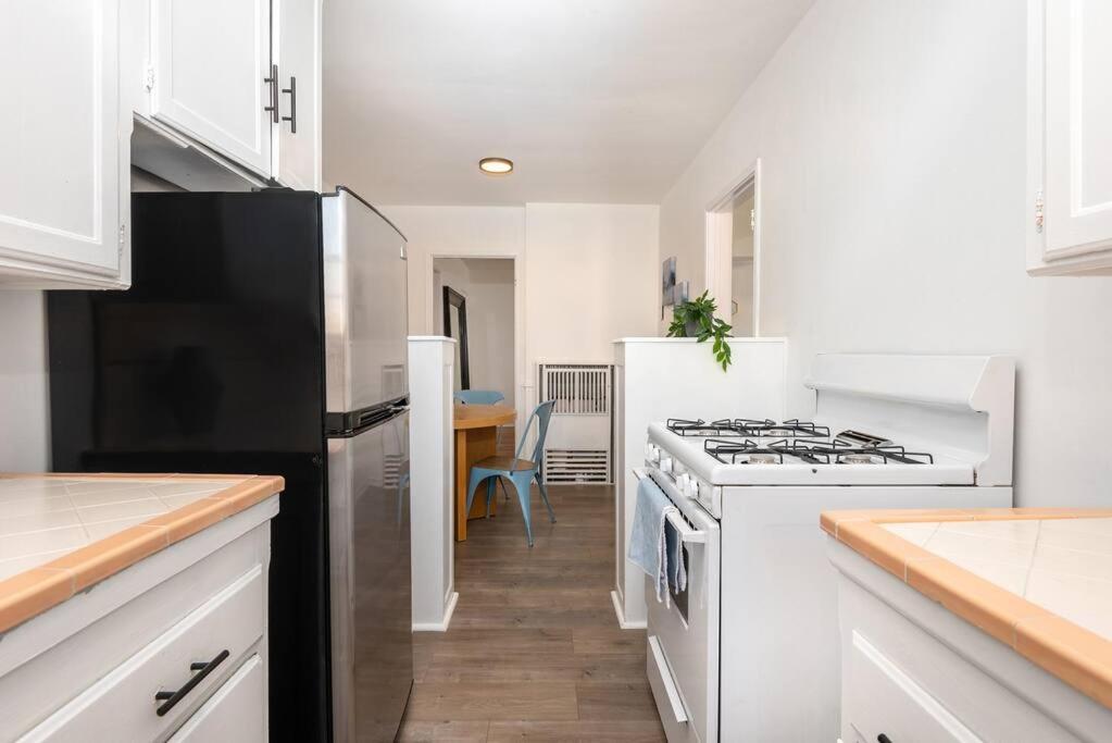 Apartment Luxe 1-bedroom W/ Hot Tub